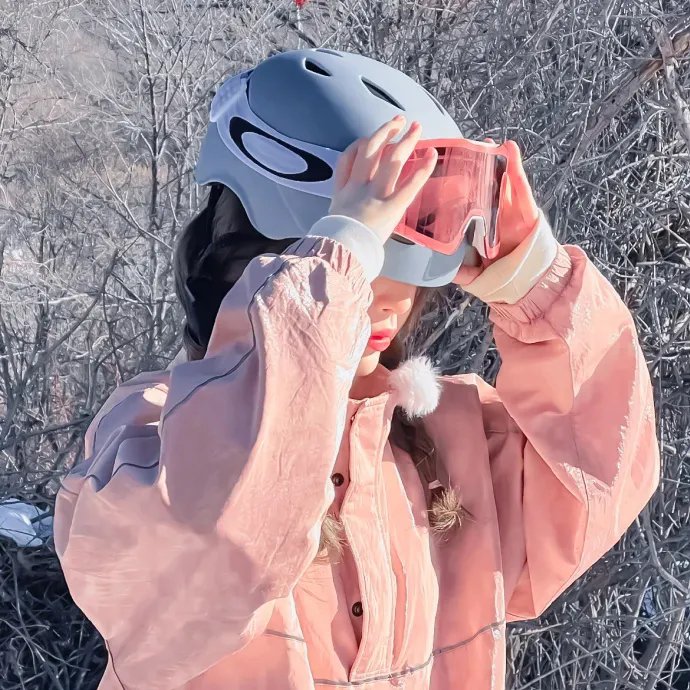 通灵少女奇遇记