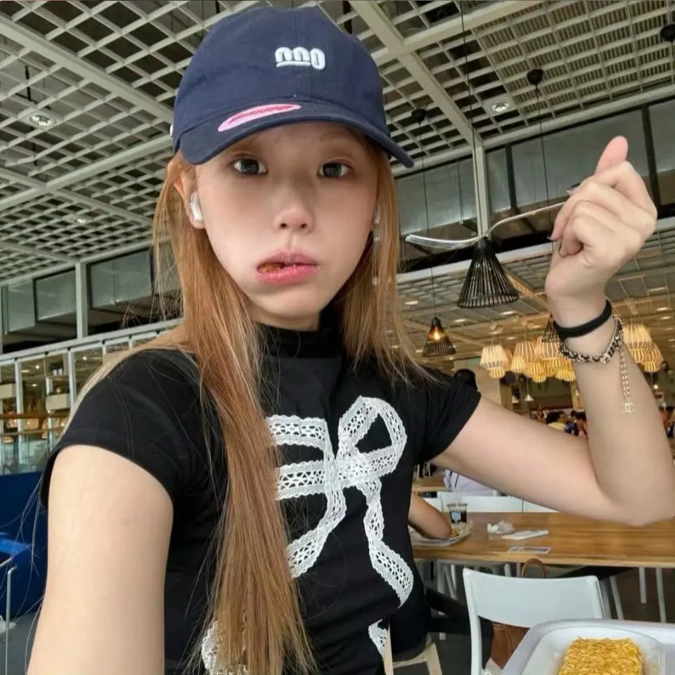 双面千金洛莞莞